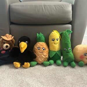 Del Monte Stuffed Country Yumkins  Vintage Vegetables And Fruit Lot Of 5